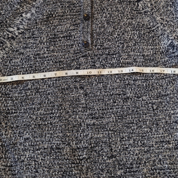 Lane Bryant sweater - Picture 4 of 5